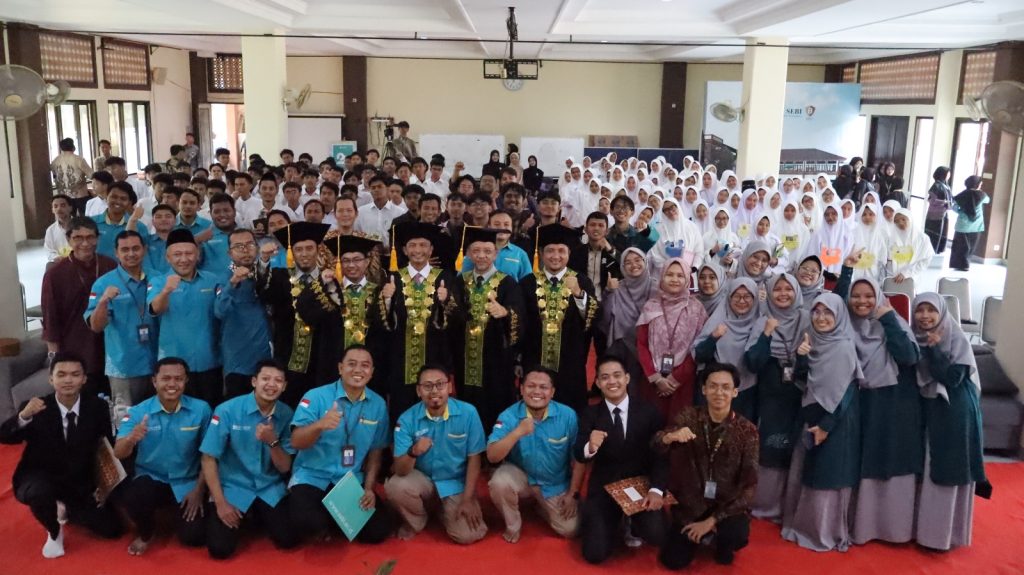 PROPEKA Institut SEBI 2025: Sambut Mahasiswa Baru, Prodi HES Kenalkan Jati Diri dan HIMA IKTAFI